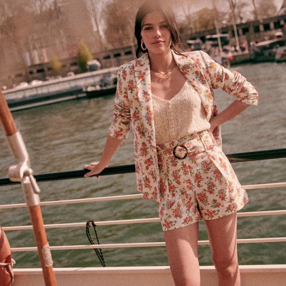 Sezane Rome Linen/Cotton Floral High Waisted Short - Picture 4 of 5